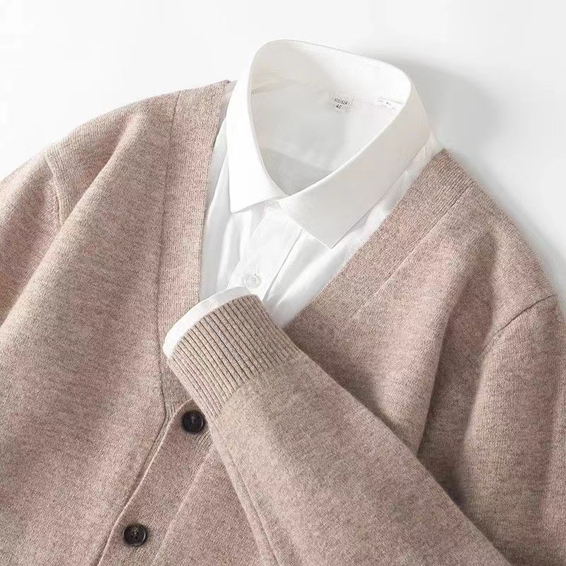 Men'S Fashion V Neck Sweater - Cardigan fin à col en V