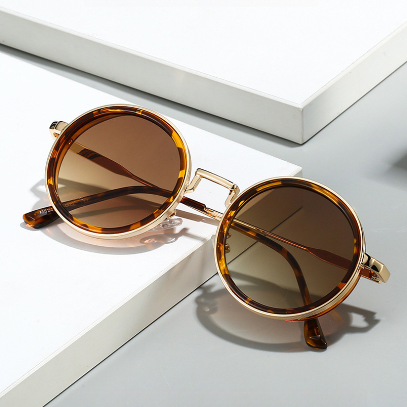 Lunettes de soleil de luxe uni - Men Fashion Photography avis et prix